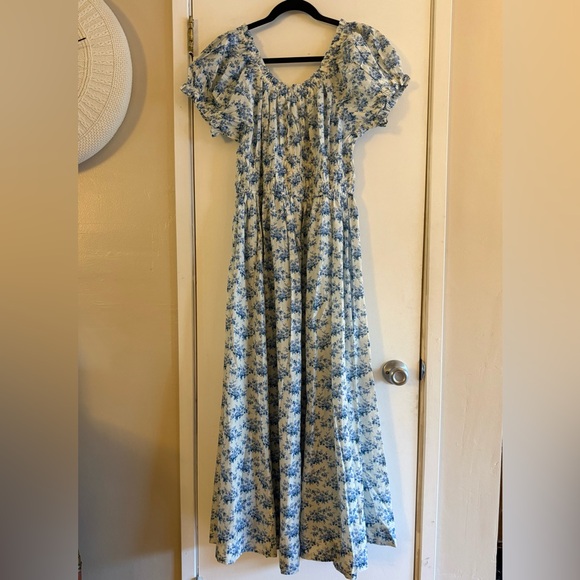 Doen Ashlynn Dress in Bleu Rosier Floral - Picture 5 of 7